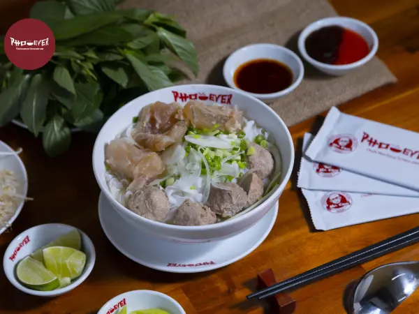 Phở gầu, bò viên